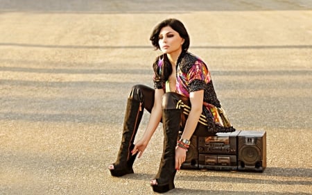 haifa wehbe - girl, wehbe, haifa, suitcase