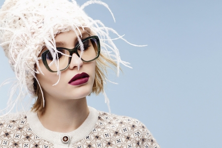 Lily Rose Depp - hat, girl, feather, beauty, Lily Rose Depp, actress, lips, vogue, white, red, woman, model, sunglasses