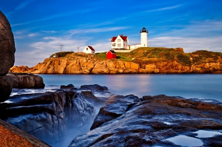 Lighthouse - nature, lighthouse, pretty, rocks