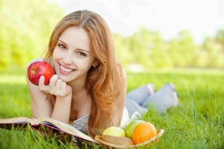 Healthy Hannah - intellectual stimulation, healthy, fruits, outdoors, hannah, model, nature, glow, books, cheerfulness, smile, happy