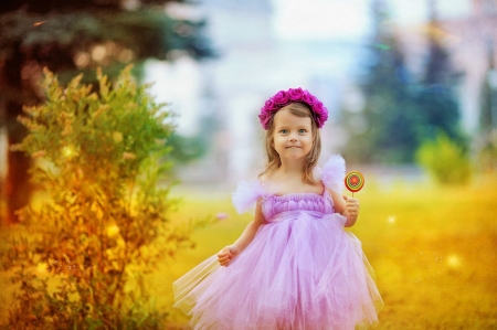 Little girl - field, wreath, yellow, orange, cute, weet, little, vara, girl, summer, child, copil, candy, pink, flower, dress, lollipop