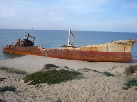 Ship Wreck - wreck, water, ship, boat, ocean, marine