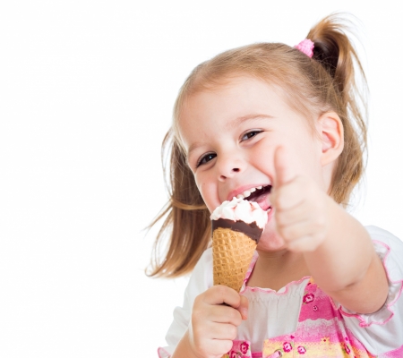 It's good! - ice cream, vara, girl, summer, child, copil, white, hand, pink, cute, little