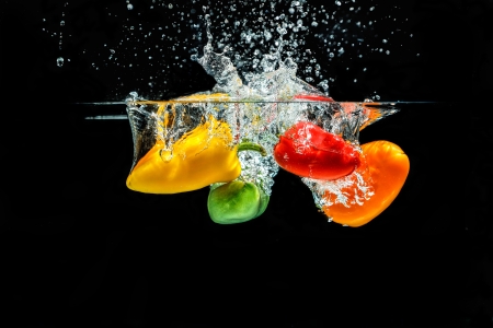 Splashing Water - fresh, vegatsbles, bubbles, food, colorful