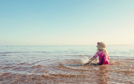 Beautiful Day - water, child, sunny, beach