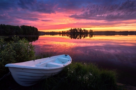 The White Boat - boats, nature, summer, photography, sunrise, lakes, love four seasons, sky