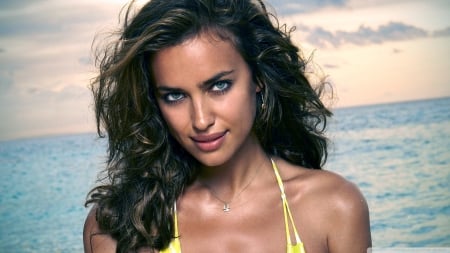 Irina Shayk - water, Sports Illustrated Swimsuit Issue, sea, ocean, Babe, actress, Irina Sheik, Model, Irina Shayk, Brazilian, Irina Valeryevna Shaykhlislamova, Russian