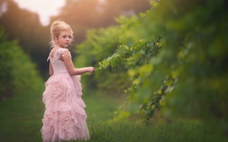 Little princess - green, dress, girl, little, princess, copil, pink, child