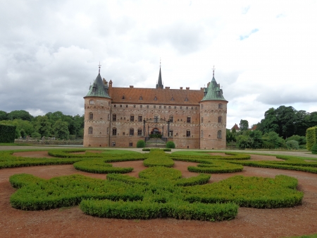 Egeskov - egeskov, fyn, denmark, castle