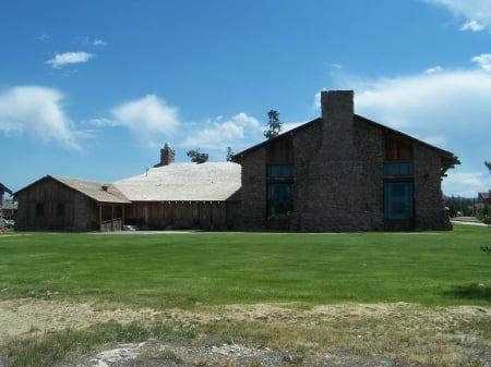 Dining Lodge, Historical Building, West Yellowstone - scenic, national parks, historical, educational, tourism