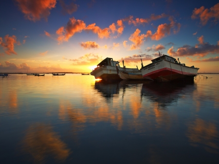 Boats at Sunset - clouds, sunrise, reflection, boats, sunset, nature, mirror, lake, sky