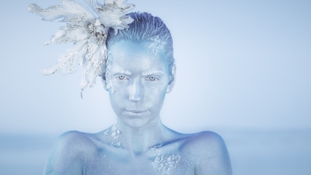 Winter beauty - winter, blue, girl, beauty, flower, ice, white, woman, model, julia