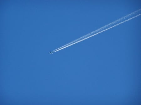 Silver Wings above Teton Valley, Idaho - Airplanes, Mountains, Jetstreams, Sky