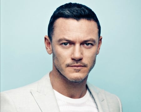 Luke Evans - actor, white, blue, Luke Evans, face, man