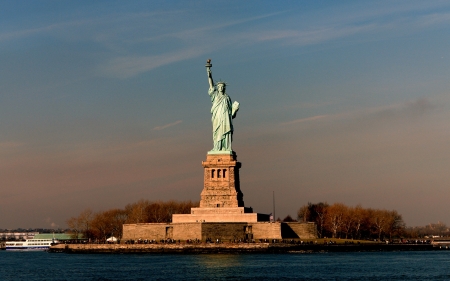 Statue of Liberty - liberty, monument, statue, New York