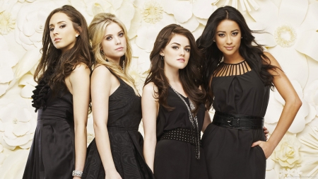 Pretty Little Liars - show, tv, actress, pretty little liars