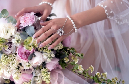 Bride's hands - flower, rose, pink, hand, bride, jewel