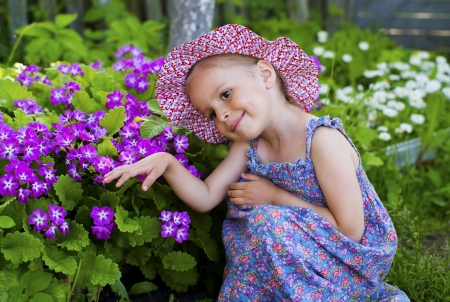 Little girl - girl, hat, summer, child, copil, purple, blue, flower, little