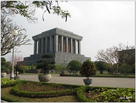 Ho Chi Minh's tomb - sky, tree, tomb, bonsai