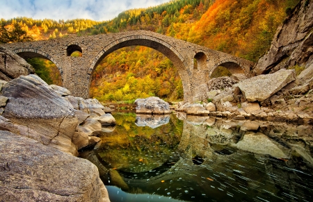 Devil's bridge-Bulgaria - stone, hills, beautiful, devil, Bulgaria, reflection, mountain, river, shore, mirror, autumn, cliffs, serenity, bridge, rocks