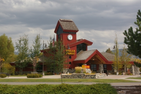 Wells Fargo Bank, Driggs, idaho - building design, scenic, banks, financial institution