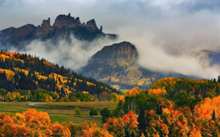 Colorado Autumn - fall, mountains, trees, mist, colors, season