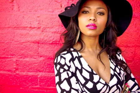 TEAIRRA MARI - MODEL, DANCER, SONGWRITER, SINGER