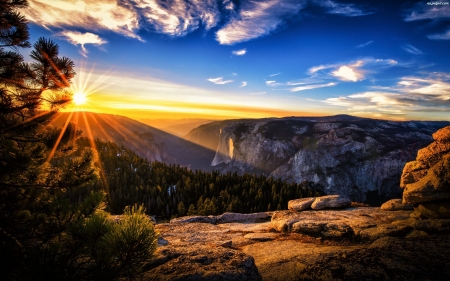 Sunset over Mountains - sky, sun, landscape, clouds