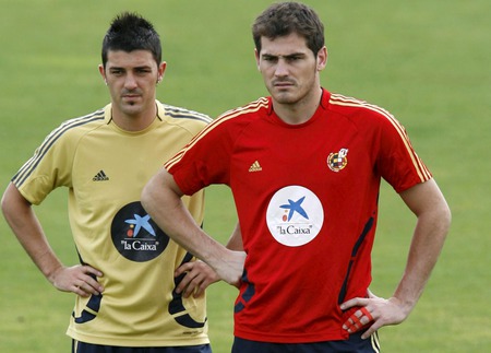 Villa and Casillas - spain, soccer