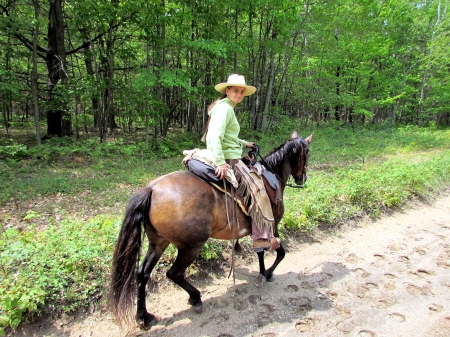 I'll Be Back.. - style, girls, horse, western, women, ranch, outdoors, brunettes, cowgirl, hat, fun, female, trees, boots