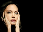 Angelina Jolie