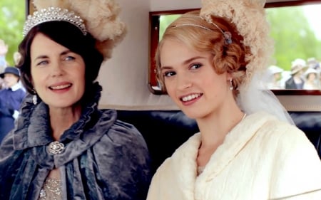 Downton Abbey (TV Series 2010–2015) - bride, Elizabeth McGovern, tv series, girl, drama, actress, woman, lily james, downton abbey