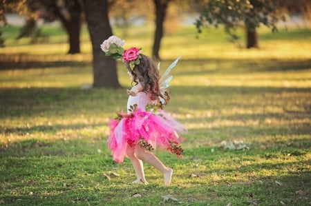 Little fairy - copil, child, pink, little, fairy, girl, michelle voigt, green