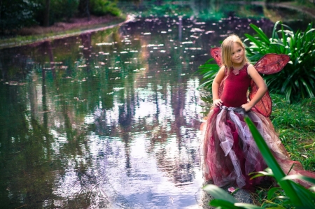 little girl - dainty, pretty, angel, Photography, pink, pure, child, fair, face, nice, bonny, kid, childhood, Princess, beauty, love, baby, hair, Belle, comely, white, cute, wallpaper, people, blonde, water, DesktopNexus, sightly, beautiful, girl, cool, lovely, sweet, little, adorable, Standing