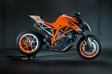 KTM 1290 Super Duke R Prototype - ktm, prototype, duke r, 1290, super