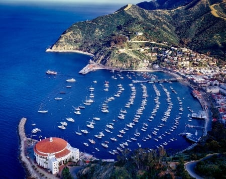 Catalina Island - nature, ocean, california, island, mountains, casino, usa, yachts