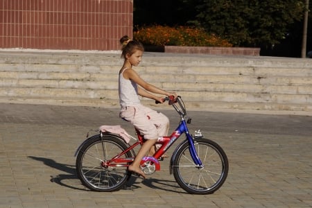 little girl - people, hair, belle, sightly, white, face, childhood, fair, little, bonny, adorable, wallpaper, child, beautiful, pink, sweet, nice, beauty, street, photography, pretty, baby, house, cute, kid, dainty, girl, bicycle, lovely, pure, comely, play, desktopnexus, blonde