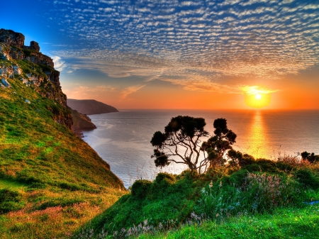 Horizon Sunset - horizon, sky, mountains, sunset, nature, reflection, clouds, tree, rock