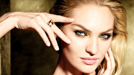 Candice Swanepoel - face, model, hand, girl, woman, candice swanepoel