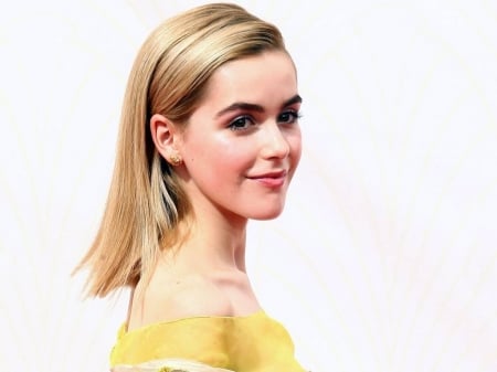 Kiernan Shipka - wallpaper, model, kiernan, beautiful, kiernan shipka, actress, shipka, 2016