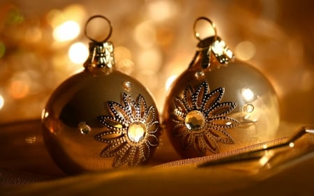 ORNAMENTS - design, ornaments, colors, christmas