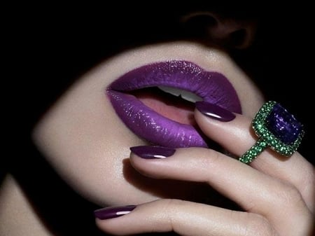 Lips - ring, Lips, purple, model