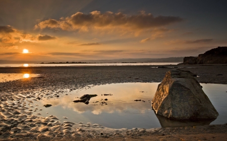 sunset on the beach - fun, sunset, nature, beach, ocean, cool