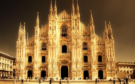 Dome of Milano, Italy - building, people, church, door, monument