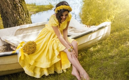 Model - mood, girl, women, yellow