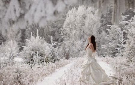 •ღ✿ღ• - white, winter, model, snow, fashion, wedding dress