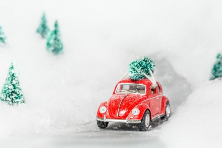 Red car and Christmas tree - red, winter, craciun, christmas, white, toy, car, tree, green