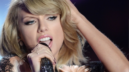 Taylor Swift - actress, singer, taylor, director