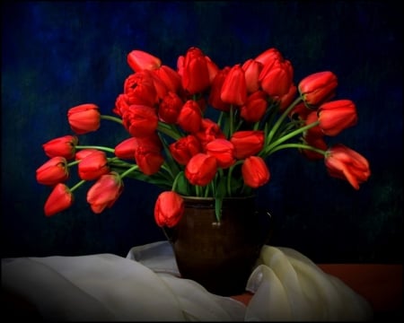 TULIPS - colors, stems, petals, vase