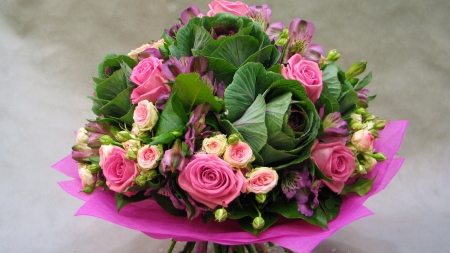 Beautiful Bouquet - flowers, roses, decoration, beauty, bouquet, leaves